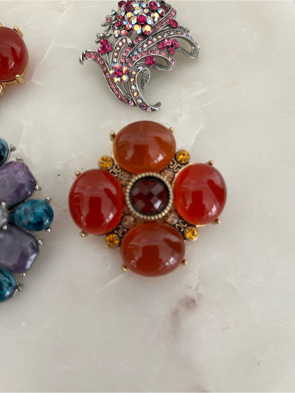 Brooch bundle - Picture 3 of 7